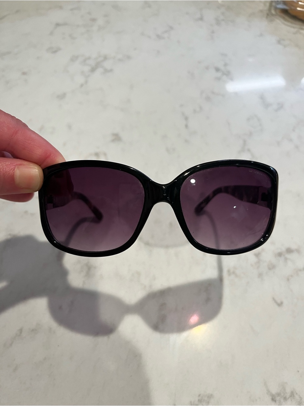 Women's Black Frame Sunglasses with Purple Gradient Lenses